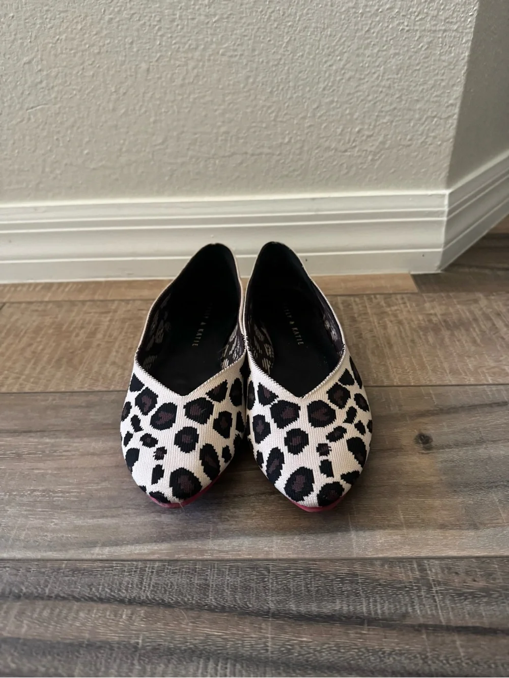Kelly & Katie Leopard Print Pointed Flats - White & Black